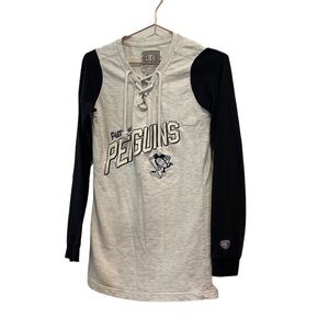 Old time hockey! Pittsburgh penguins long sleeves.  Size small.